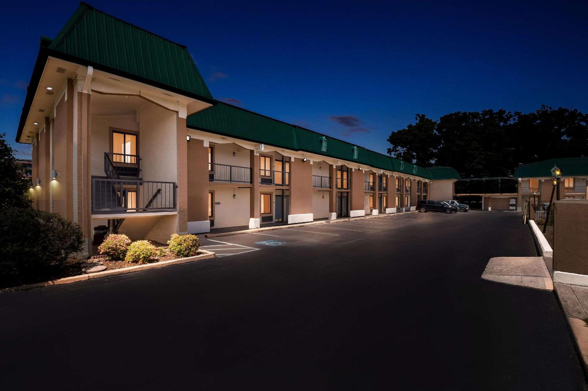 Quality Inn Tullahoma Exterior foto