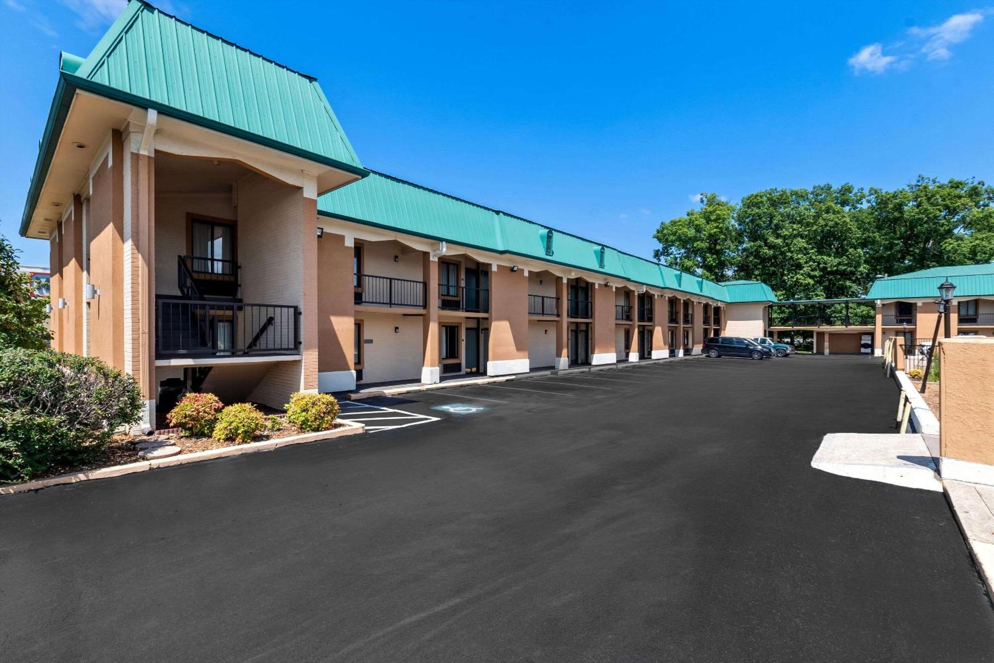 Quality Inn Tullahoma Exterior foto